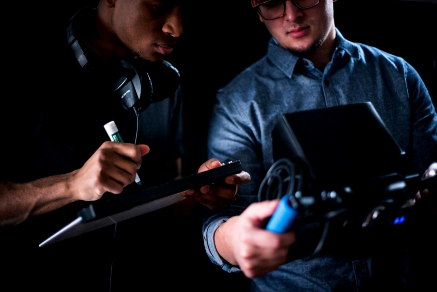 Oyun geliştirme süreci ve AR/VR teknolojileri üzerinde çalışma ortamı